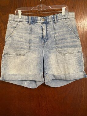 Lee women’s size 16W jean shorts